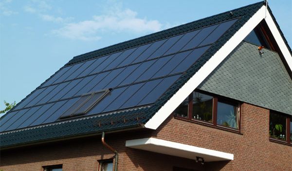 Roto Photovoltaik Inndach-Anlage in Stockelsdorf
