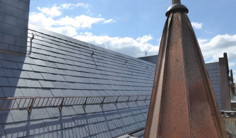 Energetische Sanierung und Eindeckung des Daches